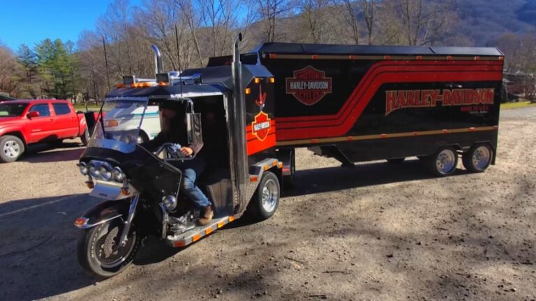 KennyBilt Harley-Davidson: polo obytný vůz s 9 koly